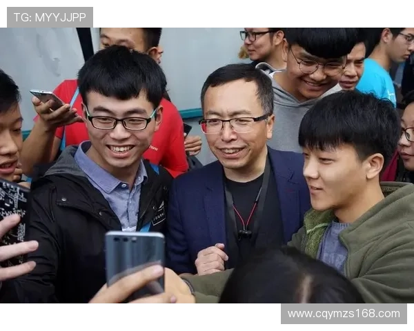 成都羽毛球队的奋斗与荣耀：从默默无闻到锦标赛的辉煌历程